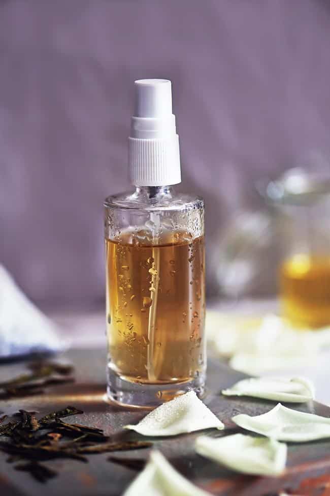 Green Tea Cooling Mist - How to apply green tea toner