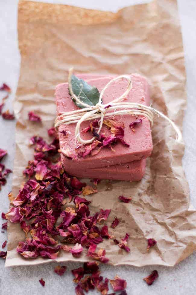 Learn the way to Make Soothing Clay Cleansing cleaning soap with Rosewater